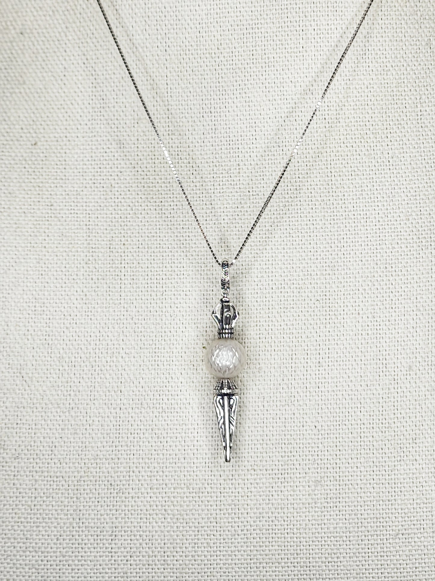 White Pendulum
