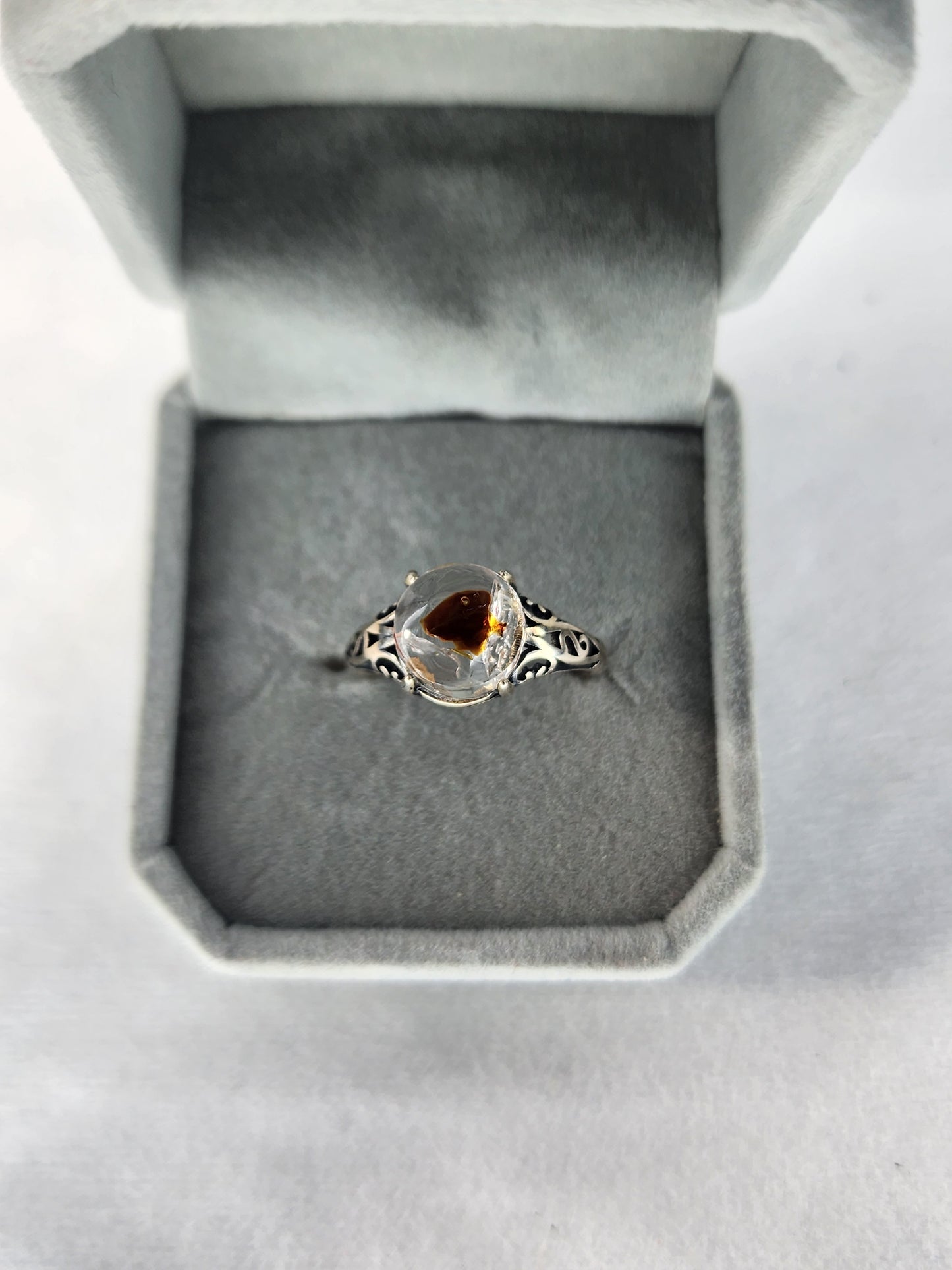 Petroleum Quartz Ring (Enhydro)