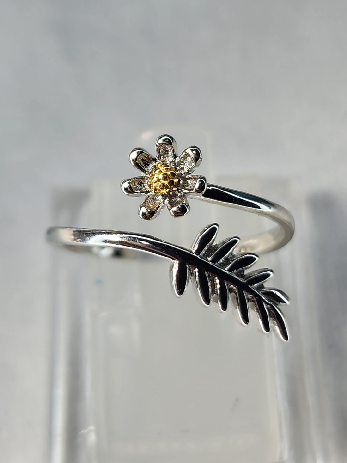 Flower and Leaf Ring