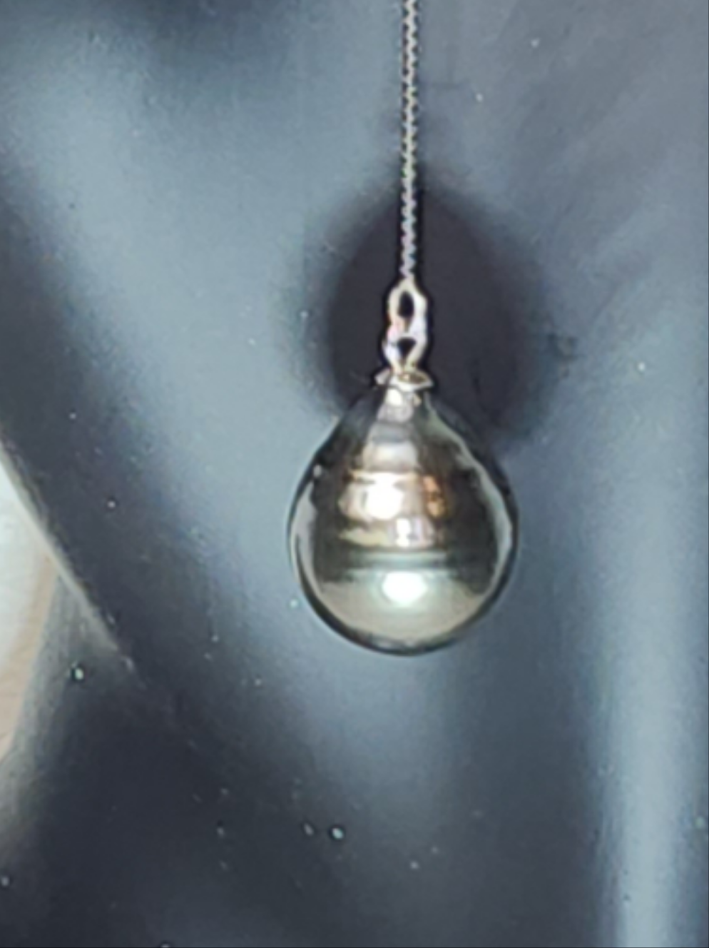 Tahitian drops
