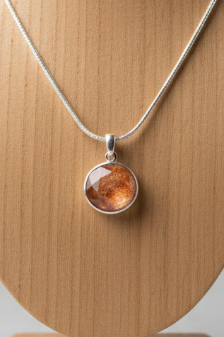 Faceted Arusha Sunstone