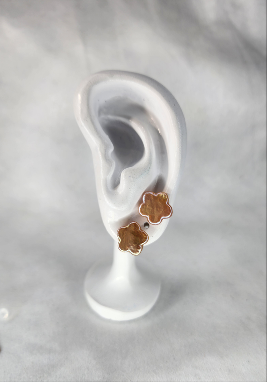 Flower Studs (Peach)
